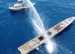 Tamaulipas inicia sistema de arrecifes artificiales con hundimiento del ex‑buque Huracán