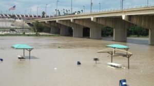 Desvían tráfico de carga tras el cierre temporal del Puente Internacional III